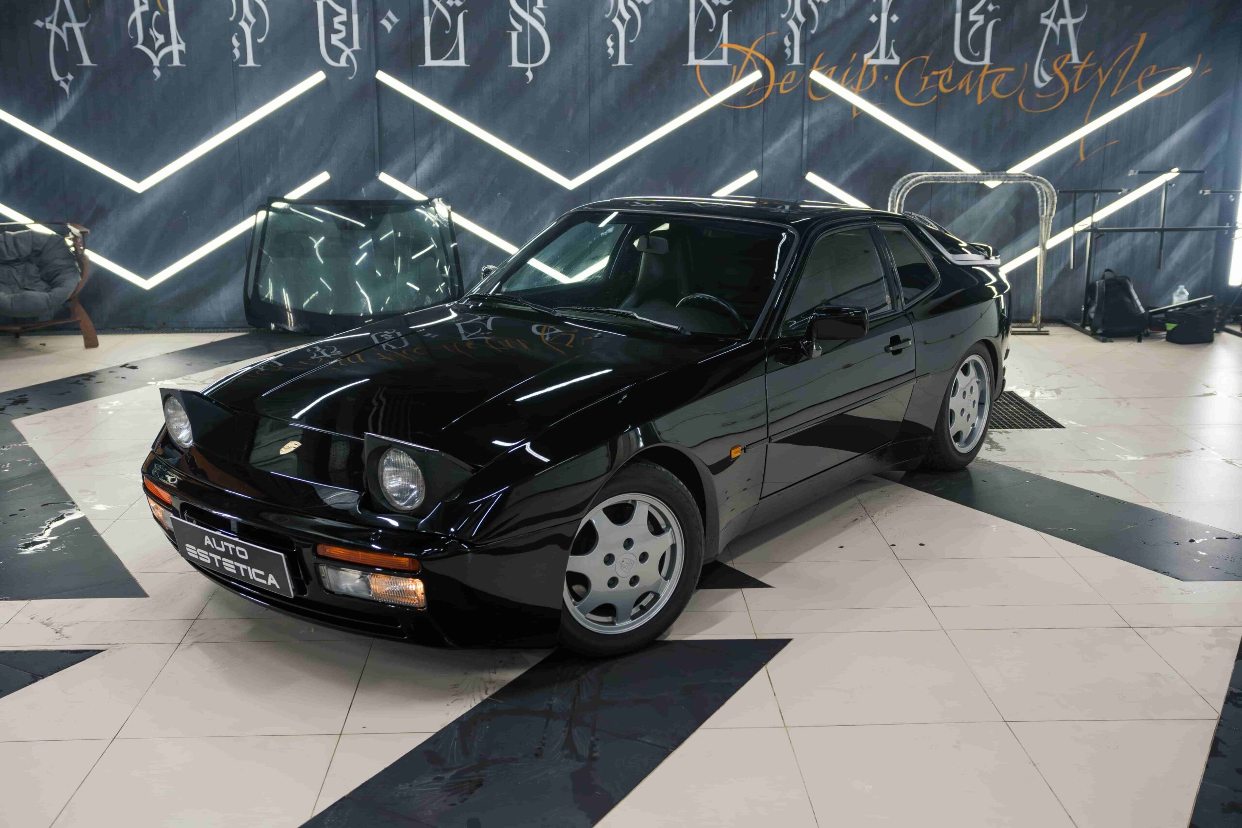 Тонировка классического Porsche 944 Turbo 1988 года пленкой LLumar ATR: аутентичность и защита